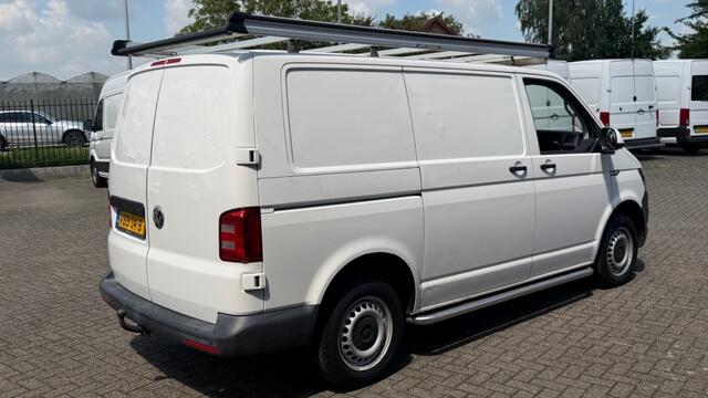 Volkswagen TRANSPORTER 2.0 TDI 62KW 84PK EURO 6 AIRCO/ IMPERIAAL/ TREKHAAK/ 100% DEALERONDERHOUDEN
