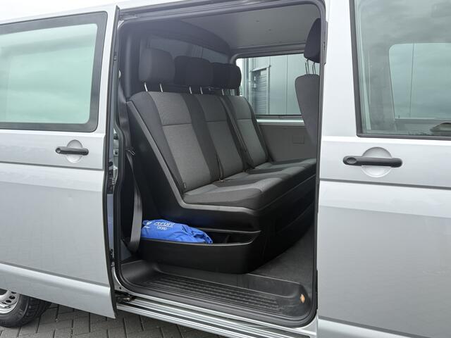 Volkswagen TRANSPORTER 2.0 TDI 150 PK / L2H1 / DUBBELE CABINE / TREKHAAK / 1e EIG. / AIRCO / CRUISE / ISOFIX / NAVI