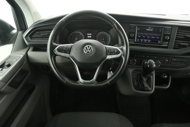 Volkswagen TRANSPORTER 2.0 TDI L2H1 150PK | Marge | Aut. | Airco | Camera | Cruise | Trekhaak | 3 Zits | Carplay