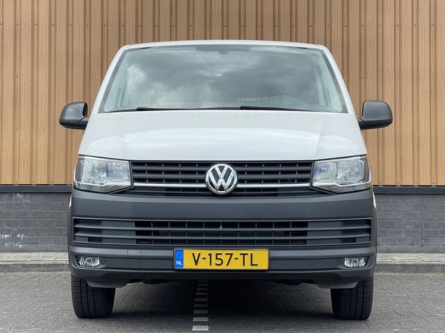 Volkswagen TRANSPORTER 2.0 TSI L1H1 | Marge! | Benzine! | Trekhaak | Cruise Control | Parkeersensoren Achter | Voorruitverwarming | Apple Carplay | Android Auto |