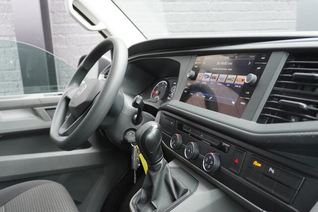 Volkswagen TRANSPORTER 2.0 TDI 150PK Automaat EURO 6 - Airco - Navi - Cruise - ¤ 17.900,- Excl.