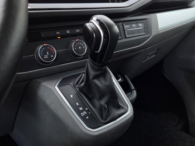 Volkswagen TRANSPORTER 2.0 TDI L2H1 30 BULLI 200PK Dubbele Cabine DSG Automaat Trekhaak 2500kg NL Auto! | Achteruitrijcamera | Adaptive Cruise Control | Apple CarPlay