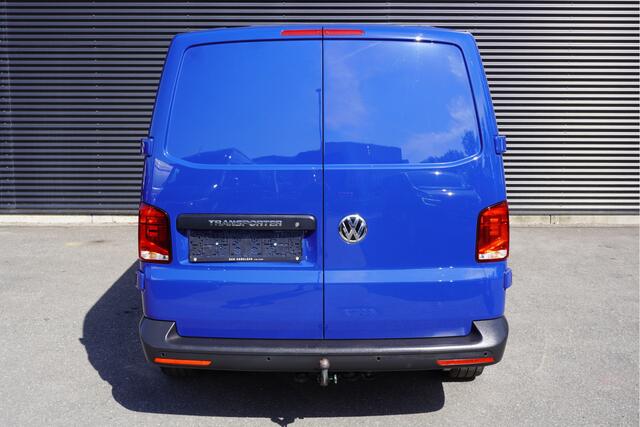 Volkswagen TRANSPORTER 30 150pk Automaat L2H1 LED Trekhaak Apple Carplay ACC Cruise control Standkachel Stoelverwarming Parkeersensoren