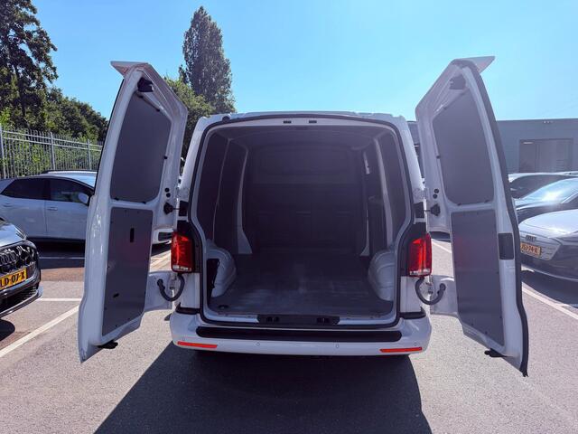 Volkswagen TRANSPORTER L1H1 2.0 TDI 150pk DSG Bulli / Wordt verwacht / Automaat