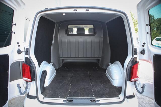 Volkswagen TRANSPORTER 2.0 TDI L2H1 DC Bulli Highline 4-Motion | Automaat | Apple CarPl