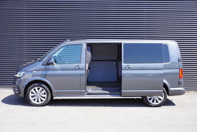 Volkswagen TRANSPORTER 199pk Bulli L2H1 2x Schuifdeur Apple carplay LED Camera Parkeersensoren Lederen bekleding Stoelverwarming Cruise control ACC