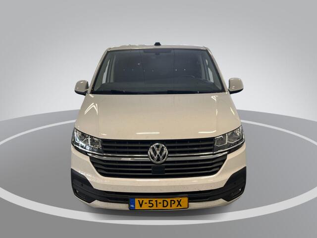 Volkswagen TRANSPORTER 2.0 TDI L1H1 28 · Camera · Trekhaak · Apple/Android Car Play · Navigatie · Cruise Control · Vloerplaat · 16'' Inch · Garantie t/m 01-04-2028 of 100.000km