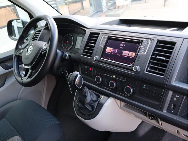 Volkswagen TRANSPORTER 2.0 TDI 150 pk DSG Automaat L2 Lang - Highline
