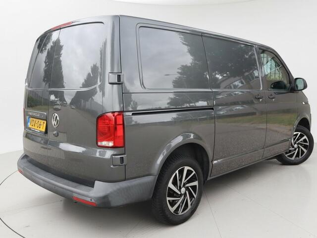 Volkswagen TRANSPORTER 2.0 TDI L1H1 26 Highline | Airco | Cruise | PDC + Camera |