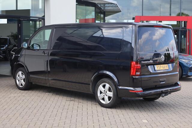 Volkswagen TRANSPORTER 2.0 TDI L2H1 28 Bulli 150PK / 110kW DSG, NL auto, 1e eigenaar dealeronderhouden en door ons geleverd, digital cockpit pro, adaptieve cruise control (ACC), achteruitrijcamera (Rear View), elektrisch verstel-, verwarm- en inklapbare buitenspiegels, verwarmb