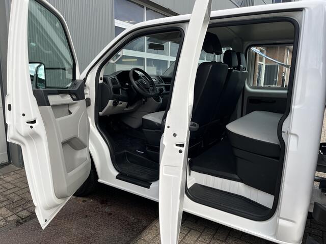 Volkswagen TRANSPORTER 2.0 TDI L2H1 DC Kipper open laadbak Airco Bluetooth trekhaak 2200 kg 1e eigenaar Dealer onderhouden Kieper P-up Doka Pritsche Ahk 2200kg Pick-up bakwagen