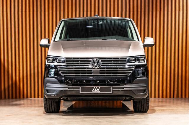 Volkswagen TRANSPORTER T6.1 2.0 TDI L2H1 DC Caravelle | Dubbel cabine | Two-tone | CarPlay | Camera | MF Stuur | Cruise control | Climate control | 6-zitter | BPM vrij | Nieuwe APK | Dealer onderhouden