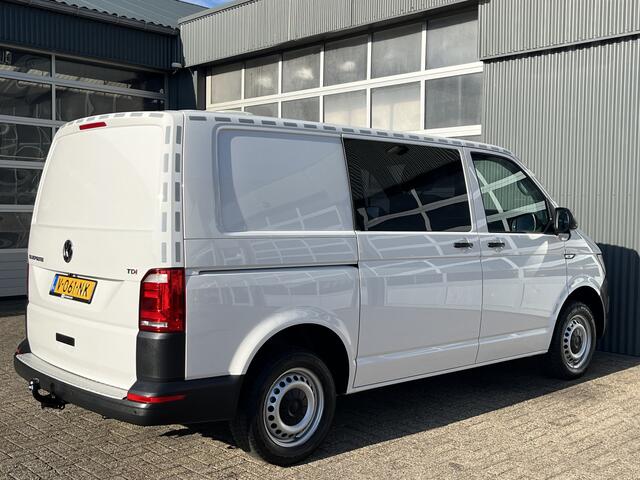 Volkswagen TRANSPORTER 2.0 TDI L1H1 150pk DSG automaat Euro 6 Airco Cruise controle Trekhaak 1e eigenaar Dealer onderhouden Schuifdeur Parkeerhulp achter