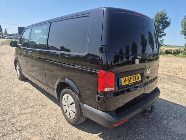 Volkswagen TRANSPORTER 2.0 TDI 150pk L2H1 30 DC lichte schade rijdbaar 80.000km 2024