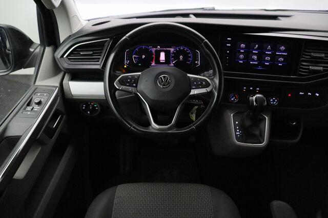Volkswagen TRANSPORTER 2.0 TDI L2H1 30 DC 2020 | Trekhaak | Carplay | Adaptive Cruise Controlk | Navigatie | Achteruitrij Camera | 2 Sleutels | Dubbele Schuifdur | Nationale Autopas