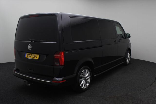 Volkswagen TRANSPORTER 2.0 TDI L2H1 30 DC 2020 | Trekhaak | Carplay | Adaptive Cruise Controlk | Navigatie | Achteruitrij Camera | 2 Sleutels | Dubbele Schuifdur | Nationale Autopas