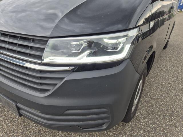 Volkswagen TRANSPORTER 2.0 TDI L1H1 26 3 persoons, achterklep.