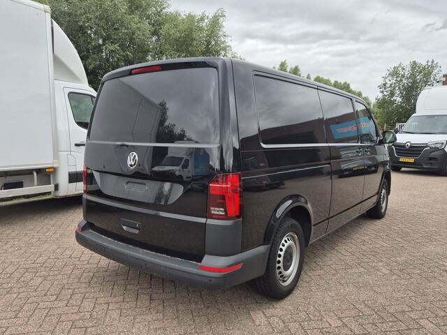 Volkswagen TRANSPORTER 2.0 TDI L1H1 26 3 persoons, achterklep.