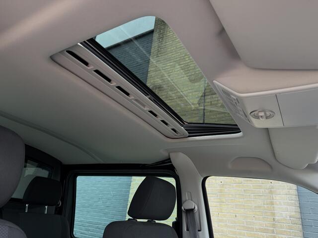 Volkswagen TRANSPORTER 2.0 TDI Highline Lang DC l DSG l Pano l ACC l LED l CarPlay