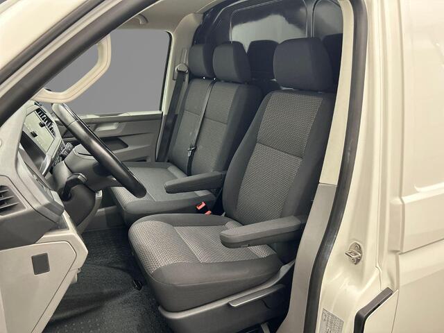 Volkswagen TRANSPORTER T6.1 2.0 TDI 150pk DSG L2 | Achterdeuren | Navi | BPM-vrij | Camera | Betimmering