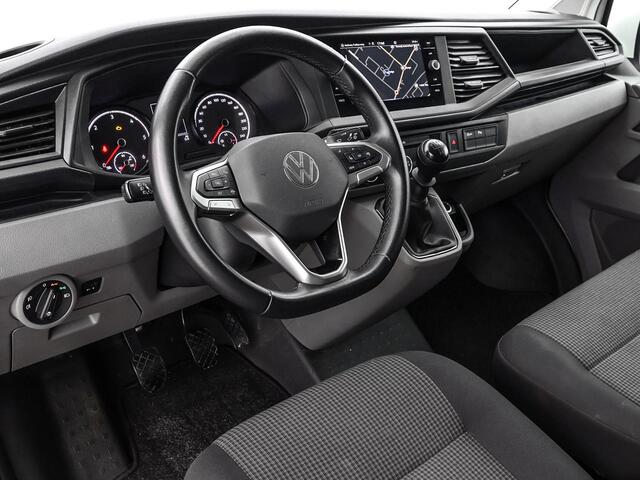 Volkswagen TRANSPORTER 2.0 TDI L1H1 28 · Camera · Trekhaak · Apple/Android Car Play · Navigatie · Cruise Control · Vloerplaat · 16'' Inch · Garantie t/m 01-04-2028 of 100.000km