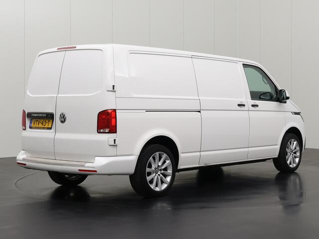 Volkswagen TRANSPORTER 2.0TDI Lang | Imperiaal | Trekhaak | Multimedia | Camera | Airco | 3-Zits | Betimmering