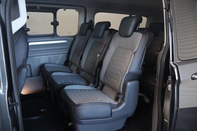 Volkswagen TRANSPORTER Caravelle 2.5 L2H1 eHybrid Style 233PK Autom. Camera, Navi, Side Assist, Keyless, Matrix LED, ACC, 8 pers, Stoel-stuurverwarming