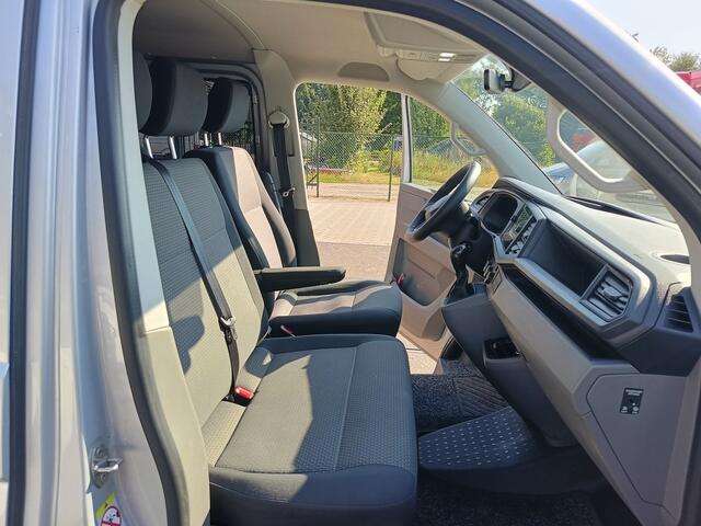 Volkswagen TRANSPORTER 2.0 TDI L2H1 30 DC | Airco | Cruise controle | Camera | Trekhaak | EX BTW |