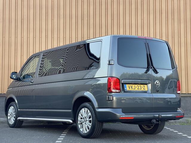 Volkswagen TRANSPORTER 2.0 TDI L2H1 30 DC | Marge! | BPM Vrij | Bulli | Bear Lock | Apple Carplay | Cruise Control Adaptief | Voorruit Verwarming | Achteruitrij Camera |
