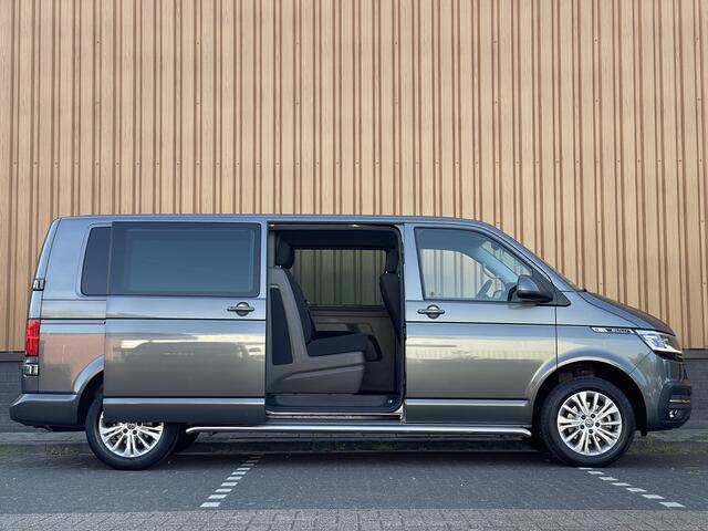 Volkswagen TRANSPORTER 2.0 TDI L2H1 30 DC | BPM Vrij | Bulli | Bear Lock | Apple Carplay | Cruise Control Adaptief | Voorruit Verwarming | Achteruitrij Camera |