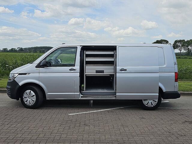 Volkswagen TRANSPORTER 2.0 TDI L2H1 30 Automaat, Adaptive Cruise Control, Stoelverwarming, Airco, Parkeersensoren, Trekhaak, Dubbele schuifdeuren