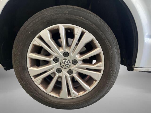 Volkswagen TRANSPORTER 2.0 TDI 150pk DSG L2H3 28 Bulli · Camera · Apple/Android Car Play · Navigatie · Alarm · Trekhaak · Betimmering · Vloerplaat · Tussenschot · 17'' Inch ·