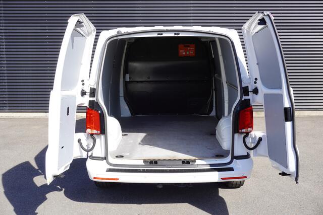 Volkswagen TRANSPORTER 150pk Automaat L2H1