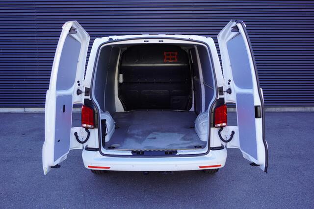 Volkswagen TRANSPORTER 2.0 TDI L2H1 32