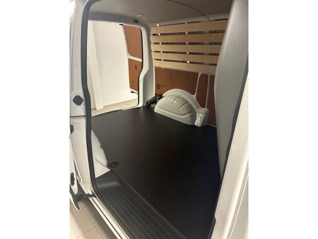 Volkswagen TRANSPORTER 2.0 TDI L1H1 26 Economy Business