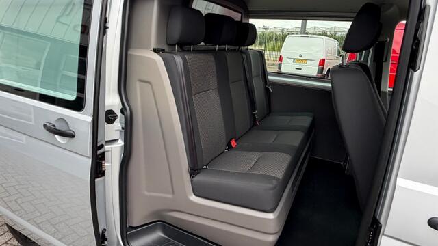 Volkswagen TRANSPORTER 2.0 TDI 81KW 110PK DC DUBBELE CABINE L2H1 EURO 6 AIRCO/ NAVIGATIE/ CRUISE CONTROL/ 100% DEALERONDERHOUDEN