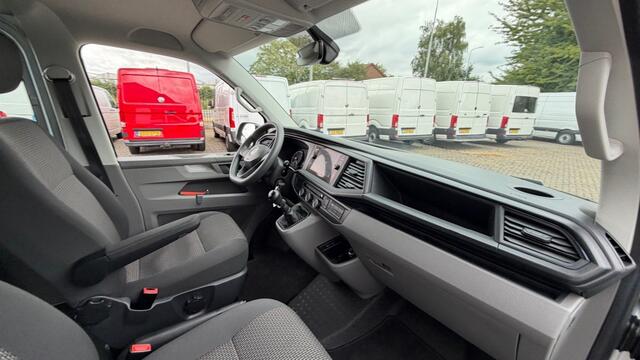 Volkswagen TRANSPORTER 2.0 TDI 81KW 110PK DC DUBBELE CABINE L2H1 EURO 6 AIRCO/ NAVIGATIE/ CRUISE CONTROL/ 100% DEALERONDERHOUDEN
