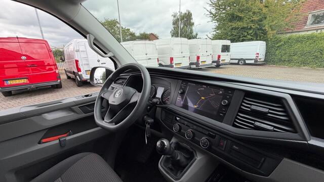 Volkswagen TRANSPORTER 2.0 TDI 81KW 110PK DC DUBBELE CABINE L2H1 EURO 6 AIRCO/ NAVIGATIE/ CRUISE CONTROL/ 100% DEALERONDERHOUDEN