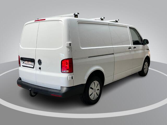 Volkswagen TRANSPORTER 2.0TDi 110pk L2H1 30 · Achteruitrijcamera · Trekhaak · Stoelverwarming · Standkachel · Apple Carplay / Android Auto · Dakdragers ·
