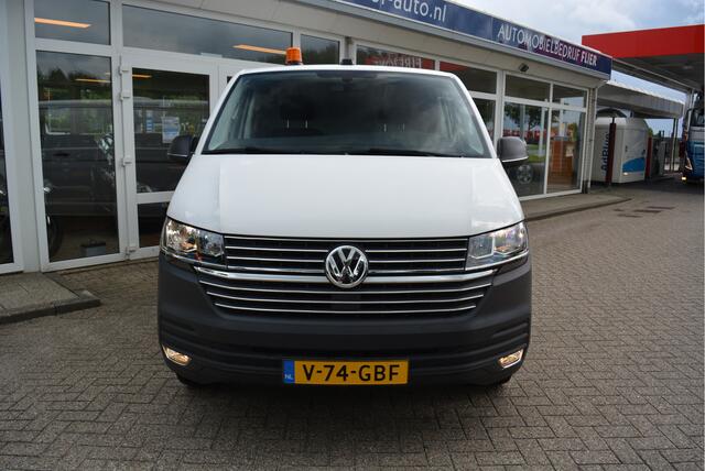 Volkswagen TRANSPORTER 2.0 TDI 150PK L2 Comfortline Executive Plus | MARGE | Cruise | Carplay | Navi | Trekhaak |