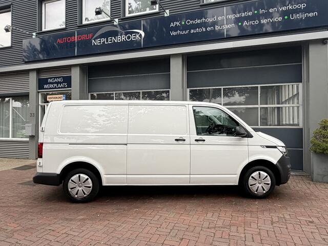 Volkswagen TRANSPORTER 2.0 TDI L2H3 Bj 2023 Km 37.000 BPM VRIJ APK 07-2027 1e eigenaar !!