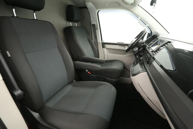 Volkswagen TRANSPORTER 2.0 TDI L2H1 | Marge | Automaat | Airco | Cruise | Carplay | Trekhaak | Parkeersens.