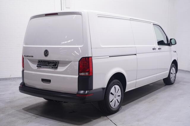 Volkswagen TRANSPORTER 2.0 TDI 150 pk L2H1 Navi, Airco, Achterklep Apple Carplay, PDC V+A, Laadruimte Pakket, 3-Zits