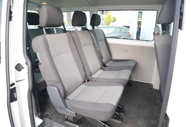 Volkswagen TRANSPORTER Kombi 2.0 TDI L1H1 Comfortline 102PK 9 Persoons Navigatie Carplay Android Airco Parkeersensor 9p