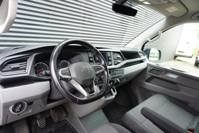 Volkswagen TRANSPORTER L2H1 150pk Trekhaak Apple Carplay Camera Parkeersensoren Cruise control 3-Zits Sidebars Velgen Spoilerset