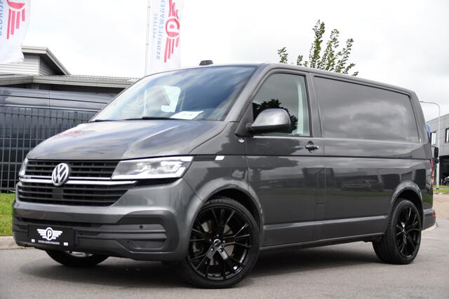 Volkswagen TRANSPORTER 2.0 TDI L1H1 30 4Motion Bulli Virtual, Camera, Carplay, 199pk, 4x4, LED, Automaat. Sensoren, Stoelverwarming, Trekhaak, Uniek!
