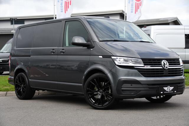 Volkswagen TRANSPORTER 2.0 TDI L1H1 30 4Motion Bulli Virtual, Camera, Carplay, 199pk, 4x4, LED, Automaat. Sensoren, Stoelverwarming, Trekhaak, Uniek!