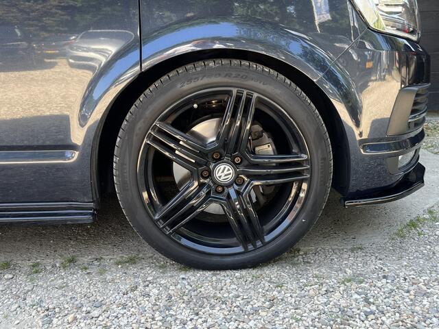 Volkswagen TRANSPORTER 2.0 TDI L2H1 DC Highline 204PK/Aut/Ecc/Navi/2x Schuifdeur