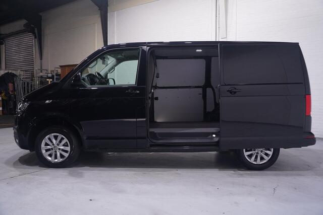 Volkswagen TRANSPORTER 2.0 TDI 150 pk DSG Aut. L1H1 Airco, 2x Schuifdeur Apple Carplay, Cruise Control, 16" LMV, Trekhaak, 2-Zits