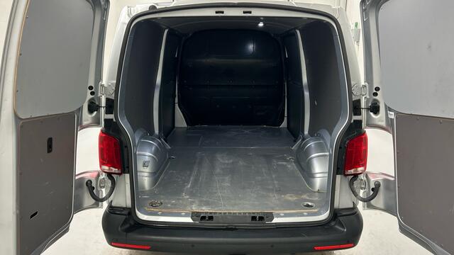 Volkswagen TRANSPORTER 2.0 TDI L2H1 30 Automaat /Dubbele schuifdeur